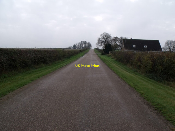 Photo 6"x4" Middle Street near entrance to Cammeringham Grange Aisthorpe c2011