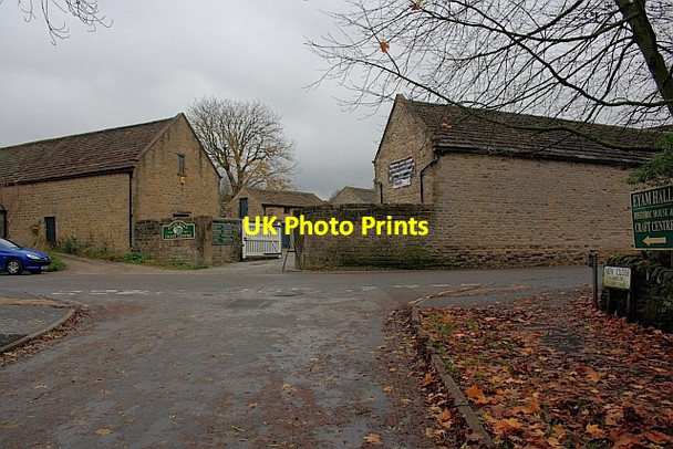 Photo 6"x4" Eyam Hall Craft Centre Eyam c2011