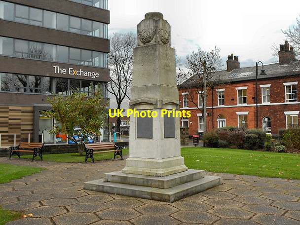 Photo 6"x4" Bury Unitarian War Memorial and Garden, Silver Street Bury\/SD8010 c2011