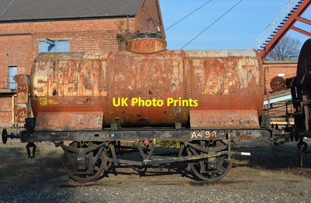 Photo 6"x4" Ex Shell\/BP Oil Tanker Coalville c2011