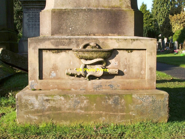 Photo 6"x4" Memorial to Dr William Swan Stuart (detail) Dumbarton c2011