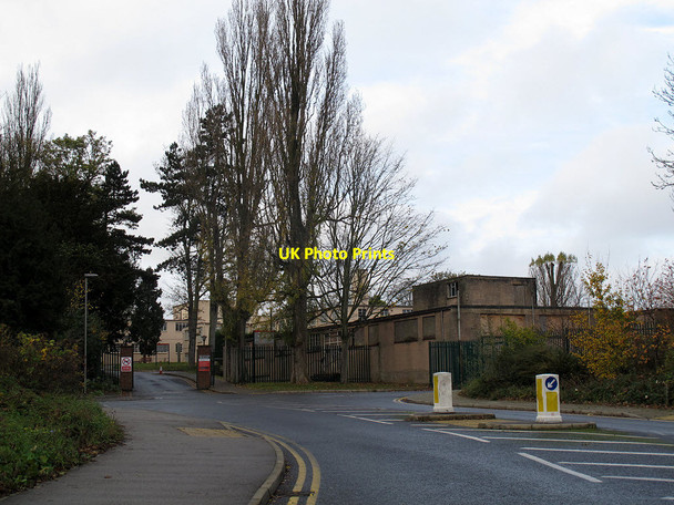 Photo 6"x4" Bletchley Park: approach road Bletchley\/SP8634 c2011