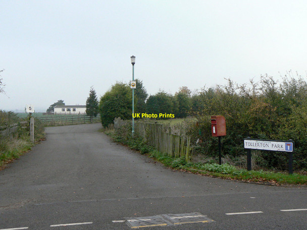 Photo 6"x4" Tollerton Park entrance Bassingfield c2011