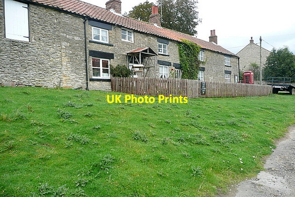 Photo 6"x4" Cottages at Spaunton Spaunton c2011
