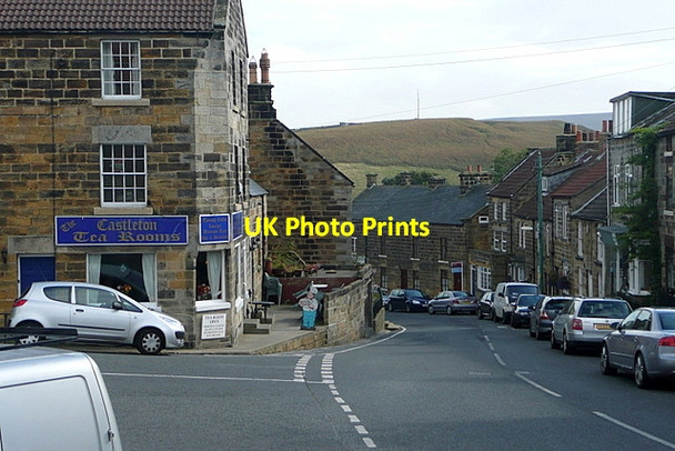 Photo 6"x4" Castleton High Street Castleton\/NZ6808 c2011