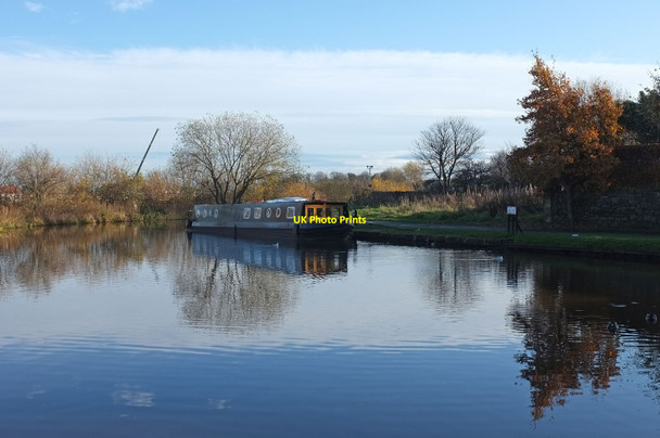 Photo 6"x4" Ratho Canal Basin Ratho c2011