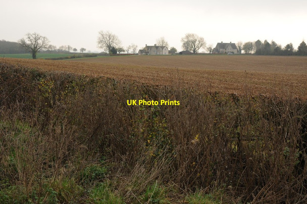 Photo 6"x4" Houses near South Farm Fairford c2011