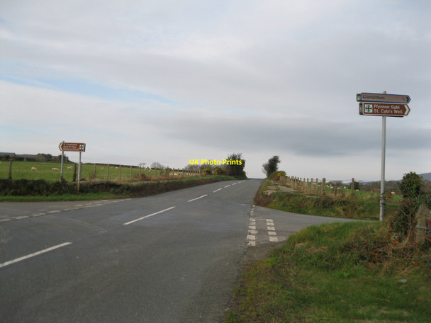 Photo 6"x4" Croesffordd ar y B4354 Llanarmon c2011