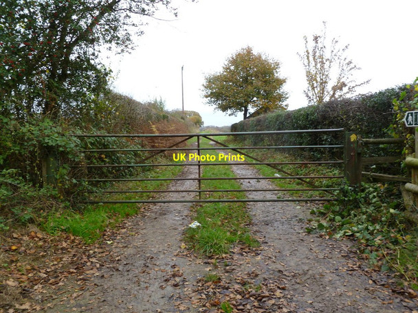 Photo 6"x4" Romford, gate and stile Romford\/SU0709 c2011
