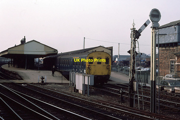 Photo 6"x4" Salisbury Station Salisbury c1976