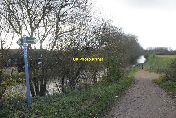 Photo 6"x4" Start of the towpath Aldermmaston c2011