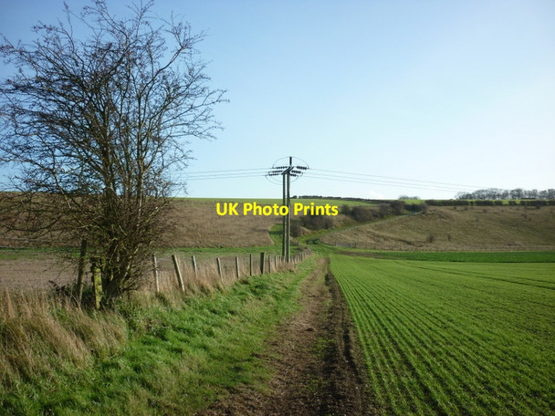 Photo 6"x4" The Centenary Way towards Field House Farm Fordon c2011