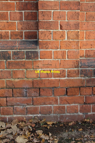 Photo 6"x4" Benchmark on lodge of Prospect Park Hospital Churchend\/SU6772 c2011