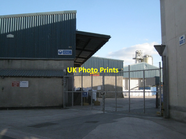 Photo 6"x4" Gate 2, Port of Teignmouth Teignmouth c2011