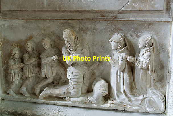 Photo 6"x4" Monument to Sir Richard Gifford - St Peter's church, East Tytherley (detail) East Tytherley c2011