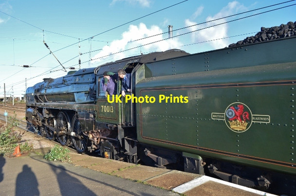 Photo 6"x4" 70013 Oliver Cromwell at Peterborough Peterborough c2011