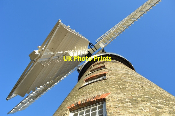 Photo 6"x4" Moulton Windmill - Cap and Sails Moulton\/TF3024 c2011