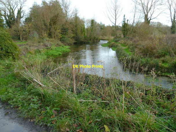 Photo 6"x4" Bend in River Itchen east of Winchester College Winchester c2011