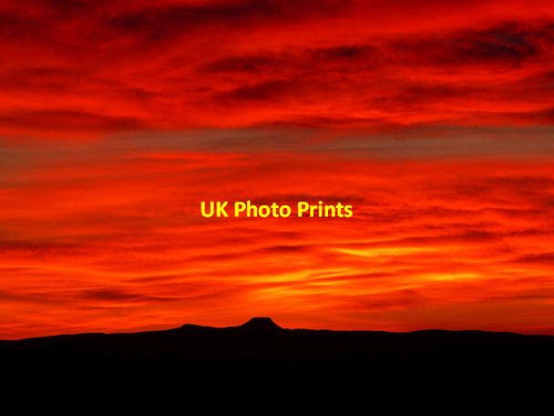 Photo 6"x4" Sunrise over Raasay Achtalean c2011