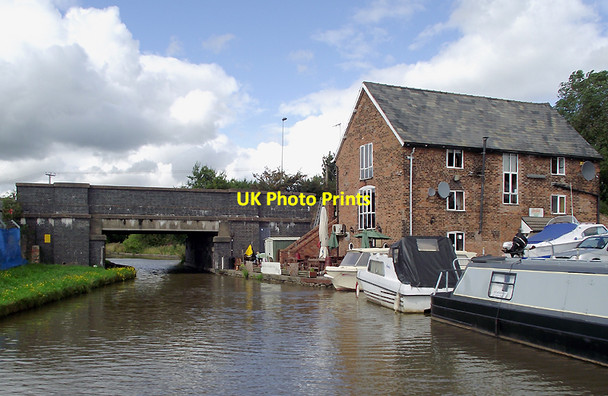 Photo 6"x4" Trent and Mersey Canal near Lostock Gralam, Cheshire Broken Cross\/SJ6873 c2011