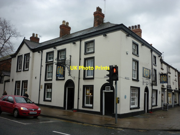 Photo 6"x4" The Golden Lion, Frodsham Frodsham c2011