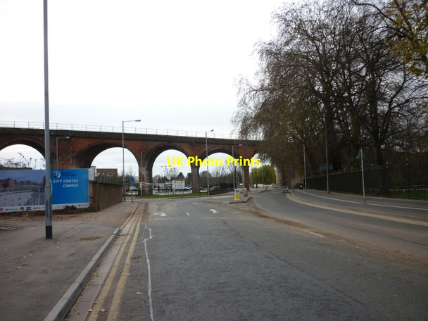 Photo 6"x4" A rail viaduct goes over the A449 Worcester c2011
