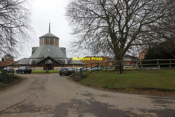 Photo 6"x4" Abbey through the entrance Kiff Green c2011