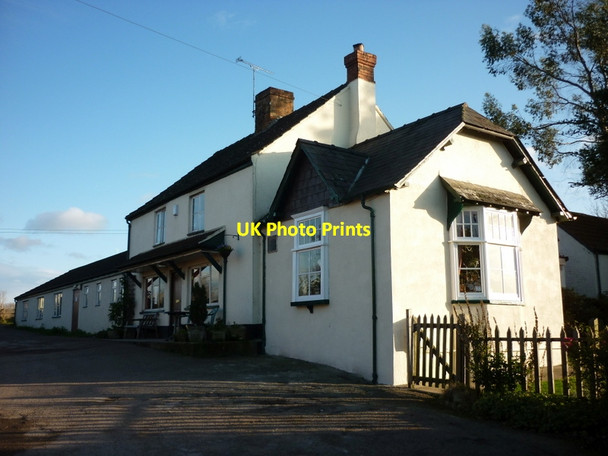 Photo 6"x4" The Salutation public house, Ham Ham\/ST6898 c2011