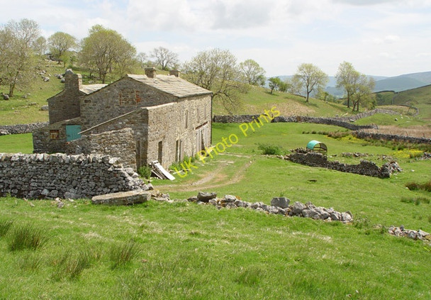 Photo 6"x4" Height House above Threshfield Bordley c2008