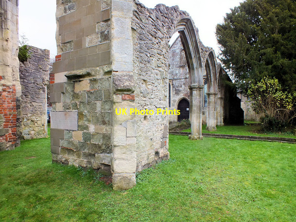 Photo 6"x4" St Mary's Church, south-west Wilton\/SU0931 c2011