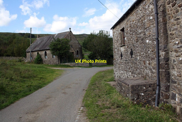 Photo 6"x4" Barn conversion and  Wesleyan Chapel Marsett c2011