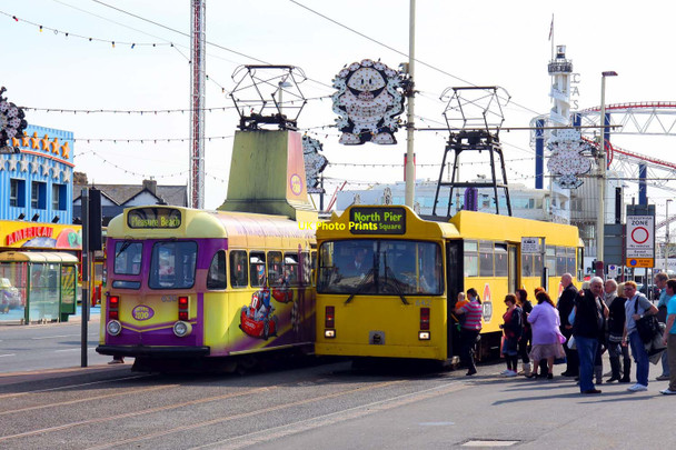 Photo 6"x4" Trams by the South Pier South Shore c2011