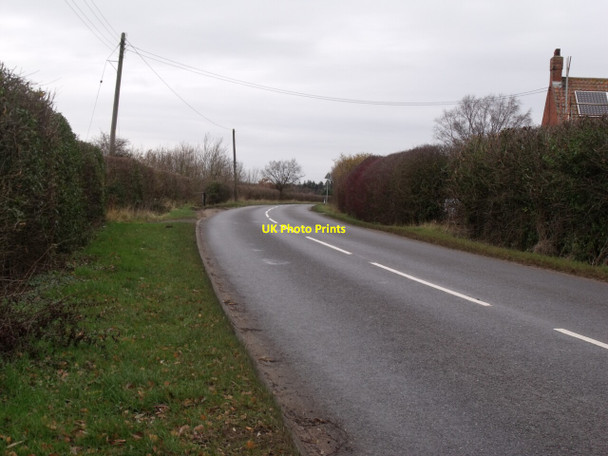 Photo 6"x4" Bend in Thorpe road Whisby c2011