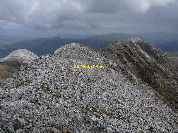 Photo 6"x4" View east along the summit ridge of Beinn Liath Mhor Coire L\u00e0ir\/NG9651 c2011