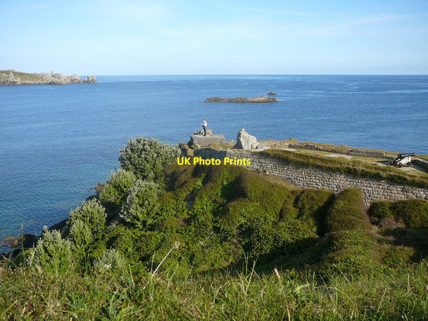 Photo 6"x4" Benham Batteries, The Garrison, Hugh Town Hugh Town c2011