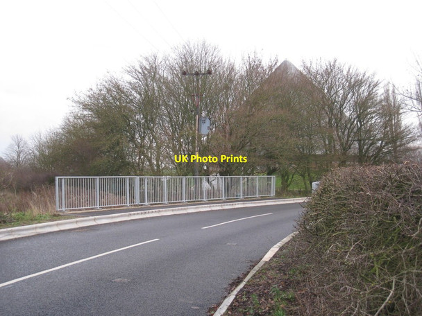 Photo 6"x4" Bridge and pumping station Ompton c2011