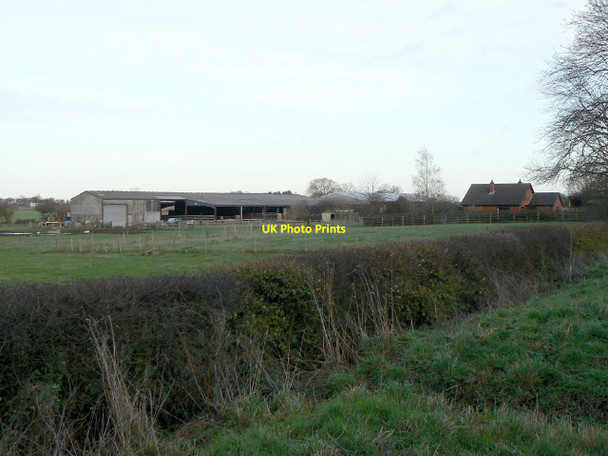 Photo 6"x4" Farm buildings and Holts Lodge Hoton c2011