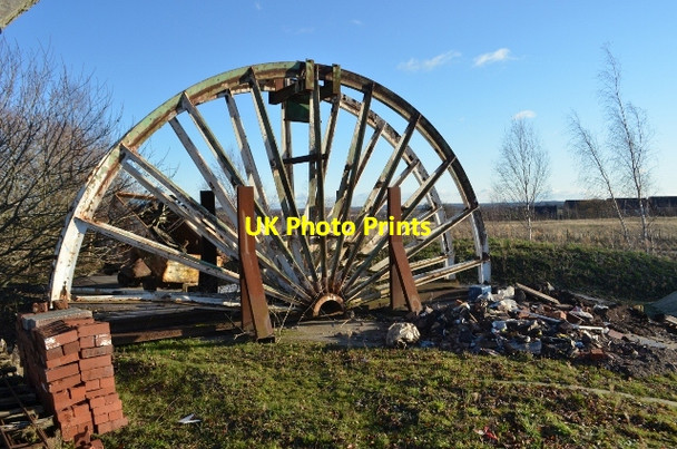 Photo 6"x4" All that remains of Welbeck New Houghton\/SK4965 c2011