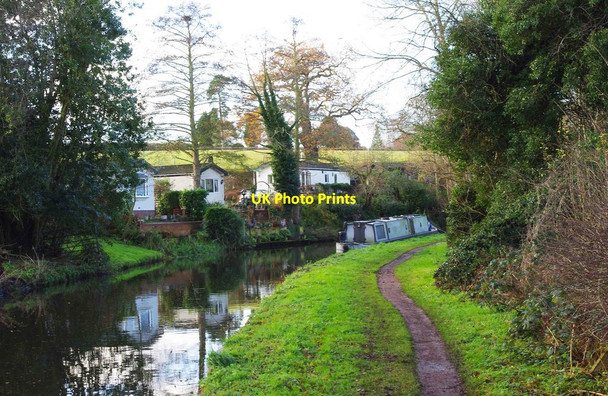 Photo 6"x4" Holiday homes overlooking the Staffs & Worcs Canal near Caunsall Caunsall c2011