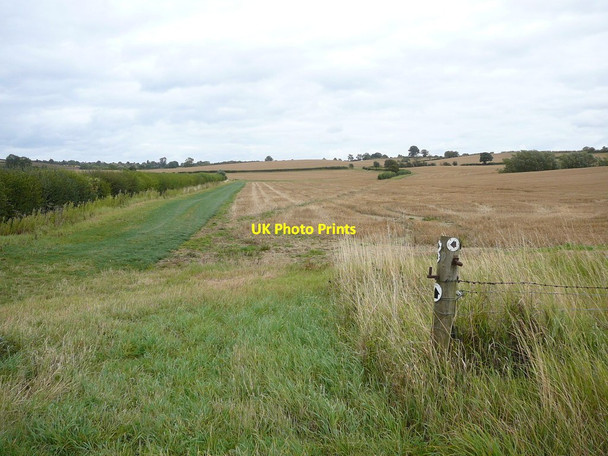 Photo 6"x4" Farmland east of Walton Grounds Aynho c2011