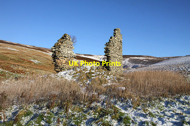 Photo 6"x4" The remains of Camelshiel Castle Gamelshiel Castle c2011