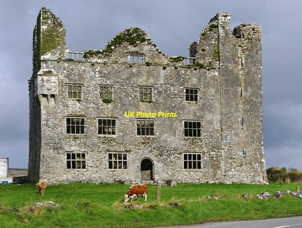Photo 6"x4" Leamaneh Castle, near Kilfenora, Co. Clare Killinaboy c2011