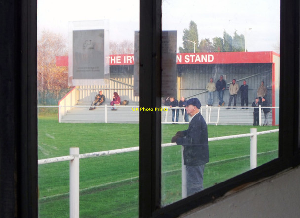 Photo 6"x4" Through the perspex, Hamworthy United FC Poole\/SZ0191 c2011