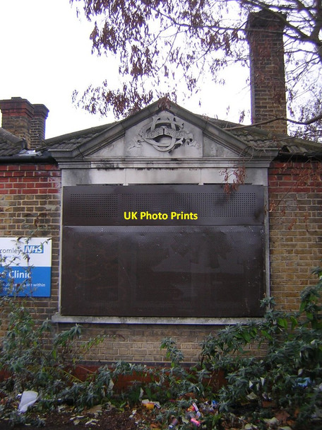 Photo 6"x4" Penge Clinic: closed building Penge c2011