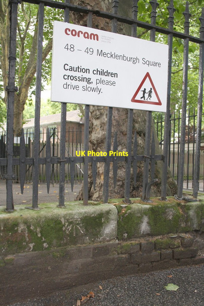Photo 6"x4" Benchmark on Mecklenburgh Square wall London c2011