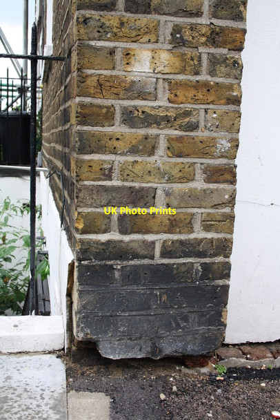 Photo 6"x4" Benchmark on #18 Ritchie Street London c2011
