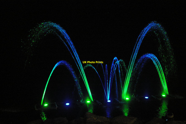 Photo 6"x4" The Electric Forest, Bedgebury: visitor centre fountain Bedgebury Cross c2011