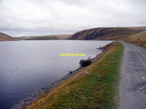 Photo 6"x4" Claerwen Reservoir, Elan Valley, Mid-Wales Craig Fawr\/SN8763 c2011