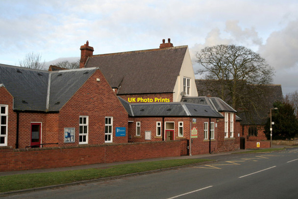 Photo 6"x4" Hensall School High Eggborough c2011
