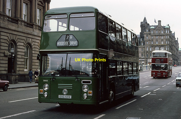Photo 6"x4" Buses on North Bridge Edinburgh c1979